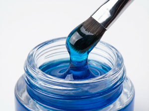 サファイアブルーを筆に取る