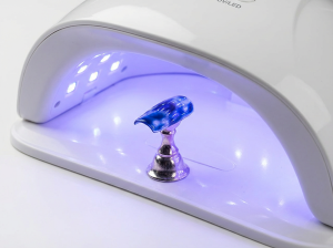 ベースカラーの硬化