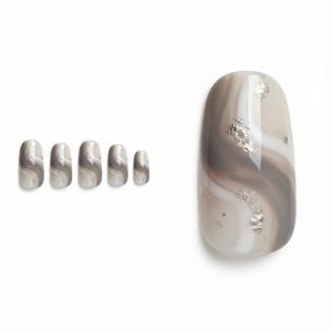 01-04_グレージュ・シルバー (Greige Silver)