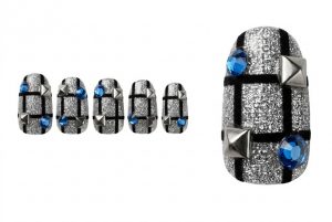 ツイード・チェック柄30選!秋冬を彩る温もりネイルチップデザインカタログ 6 10-16_グリッター・格子・ギャル (Glitter Grid Gal)