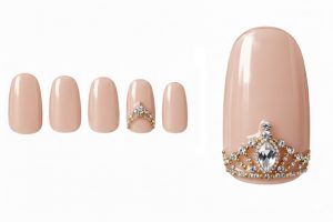 ブライダル・ウェディング30選!一生に一度の輝きを指先に纏うネイルカタログ 9 13-09_ヌーディー・スキン・ティアラ (Nudy Skin Tiara)