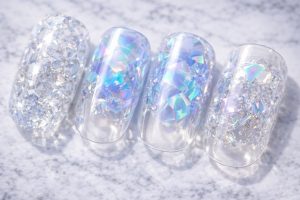 オーロラ・氷ネイル30選!うるうるネイルの透明感デザインカタログ 2 氷ネイルとうるうるネイルの魅力
