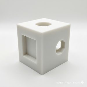 色々な穴をあけてみよう