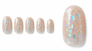 好印象を狙う!合コン・初対面30選!清潔感あふれるスキンカラー 2 20-22_幻想的なオパール・オーロラ (Dreamy Opal Aurora)