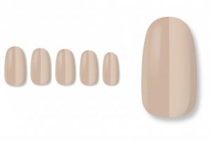 彼のご両親へご挨拶。緊張の初対面30選!品格ある指先マナー 10 22-20_端正なヌード・バイカラー (Orderly Nude Bicolor)