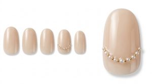 格式高いホテルウェディング参列30選!お祝いのお呼ばれネイル 4 29-04_永遠のパールネックレス (Eternal Pearl Necklace Art)