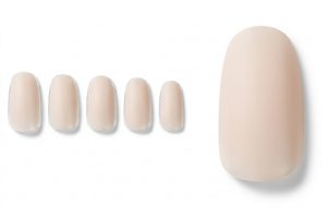 30-07_汚れなき陶器肌・スキン (Pristine Porcelain Skin)