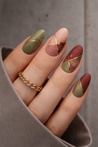 温故知新。現代風和モダンネイルチップ30選|洋服にも馴染む新しい「和」の提案 2 和菓子カラーの和モダンネイルと現代建築