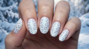 51-23_冬空のスノーレオパード (White Frost Snow Leopard)